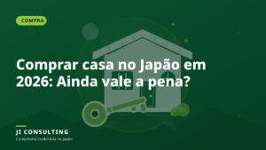 Família brasileira feliz em frente a uma casa própria adquirida no Japão